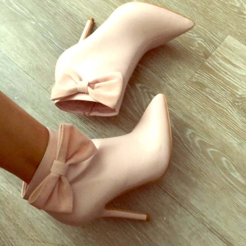 Esmeralda heels 👠
